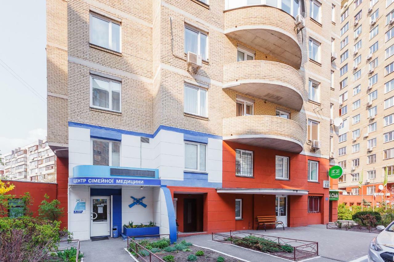 Апартаменты Возле Мвц Kiev Exterior foto